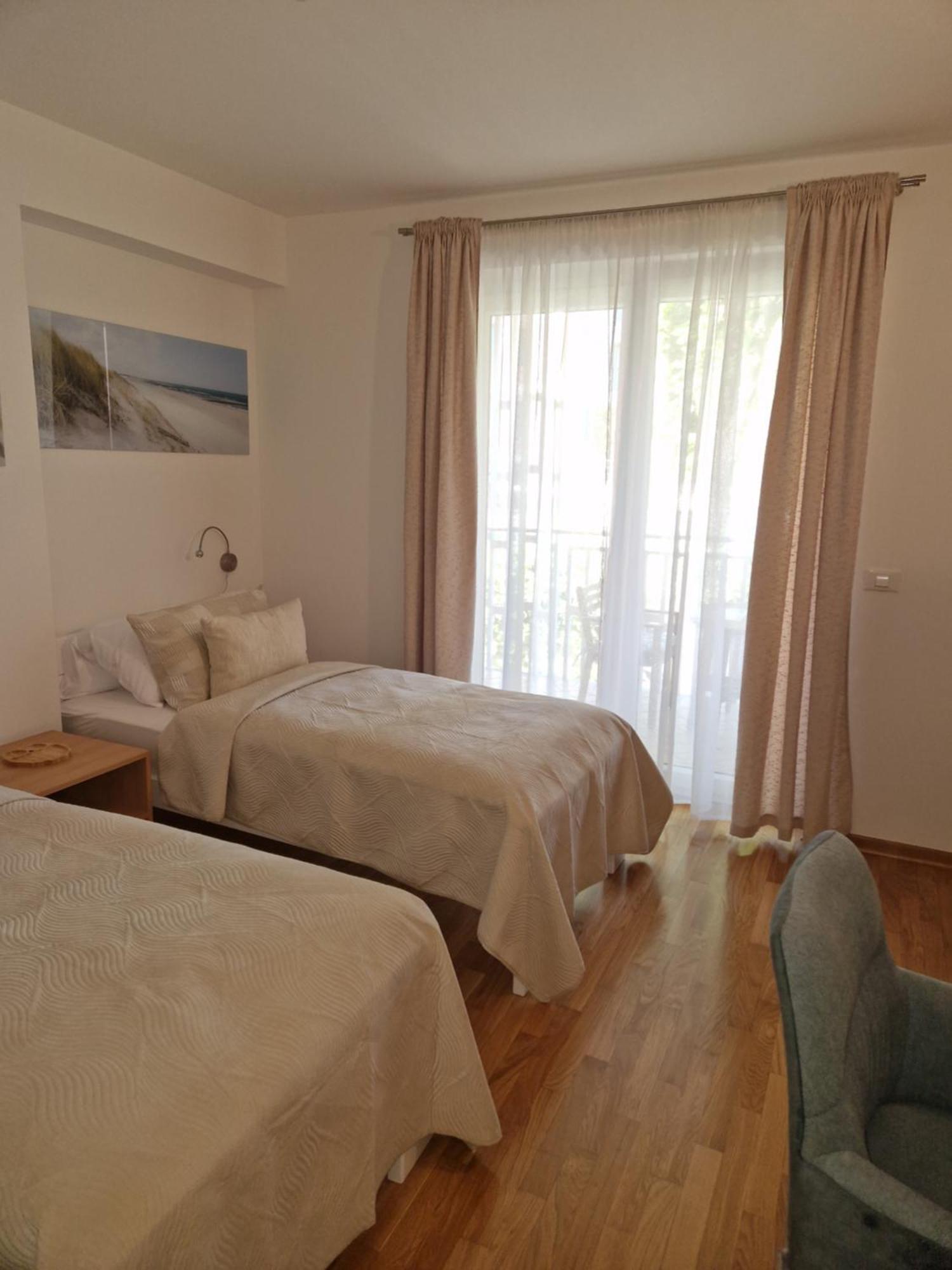 Room 211 - Aparthotel Jadranka Portoroz Room photo